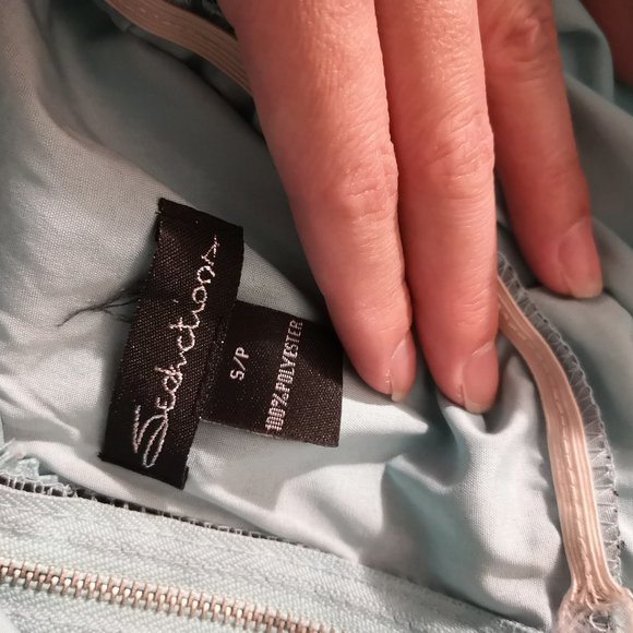 dress - Picture 6 of 8